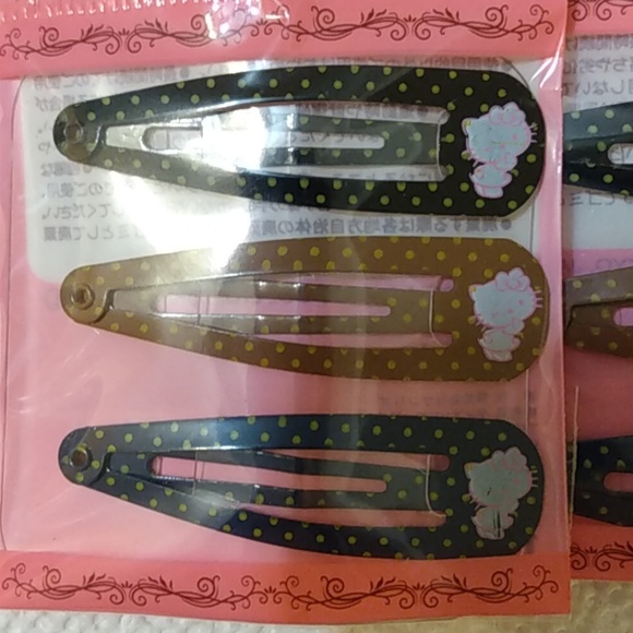 Sanrio Hello Kitty Hair Barrettes Clips Accessories 2 pack - 3 pairs - Picture 2 of 9
